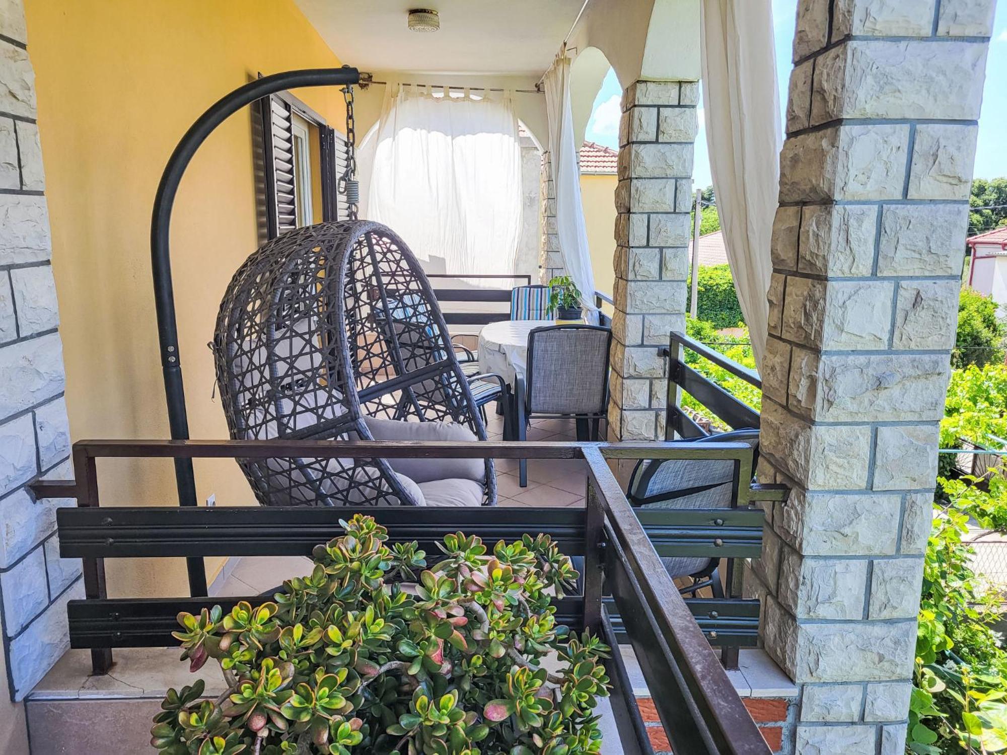Apartment Ana - Big350 By Interhome ตูรันญ์ ภายนอก รูปภาพ