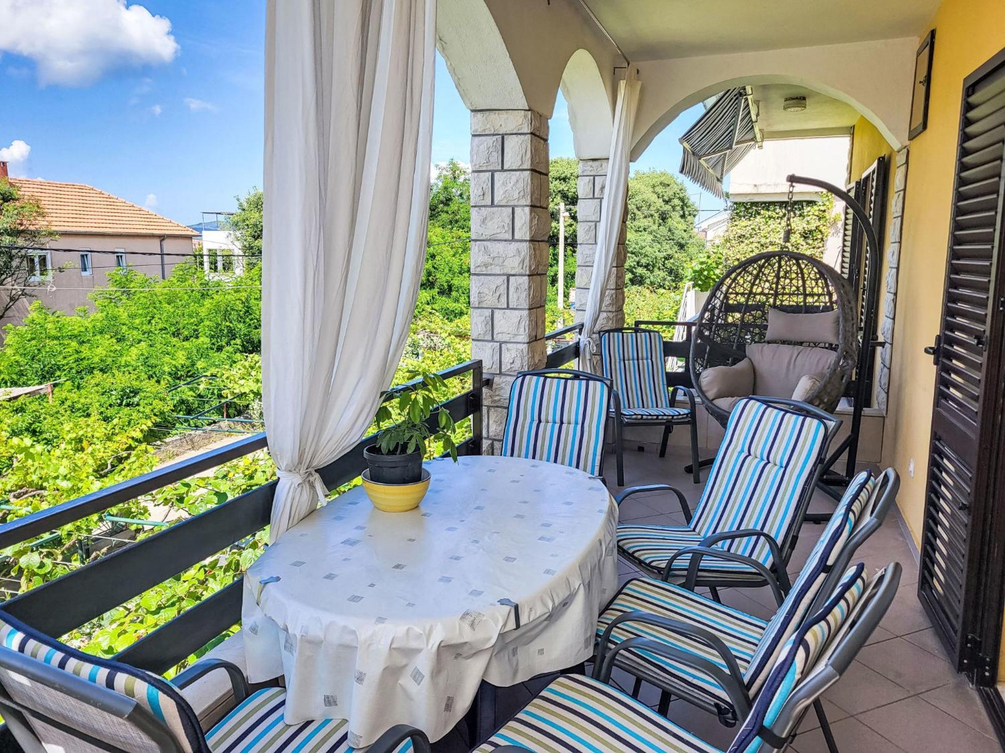Apartment Ana - Big350 By Interhome ตูรันญ์ ภายนอก รูปภาพ